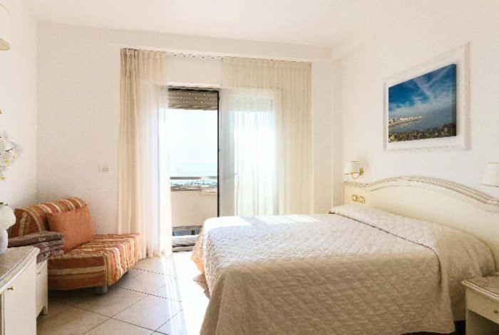 Hotel Acapulco ميلانو ماريتيما المظهر الخارجي الصورة